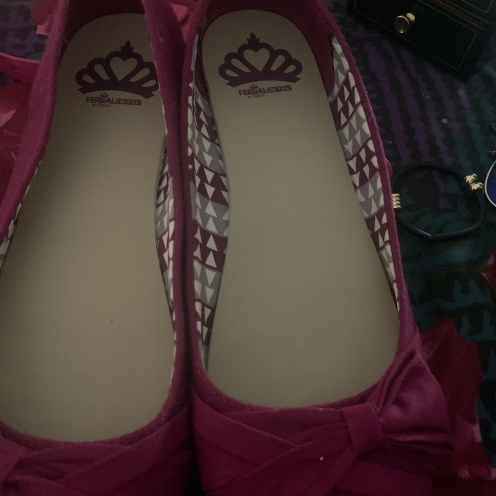 Fergalicious Women's Magenta Flats